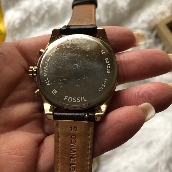FOSSIL WATCH - Picture 2 of 6
